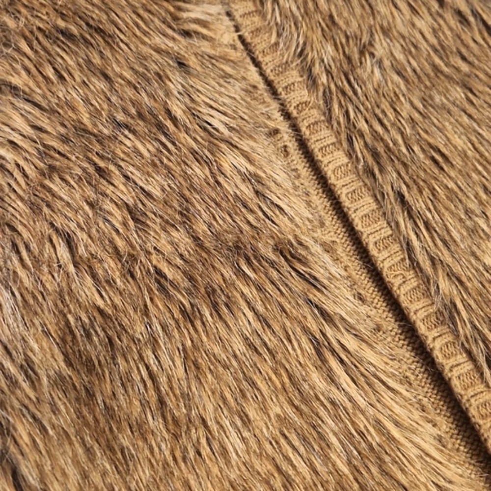 Womens Xhilaration camel/ brown faux fur vest size M. - Picture 8 of 12